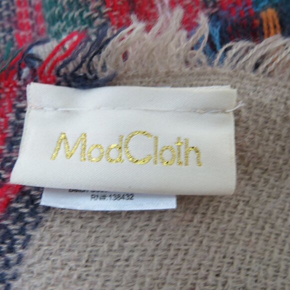 MODCLOTH Tan Red Loch and Key Tartan Plaid Square Cozy Fringe Blanket Scarf - Picture 7 of 8